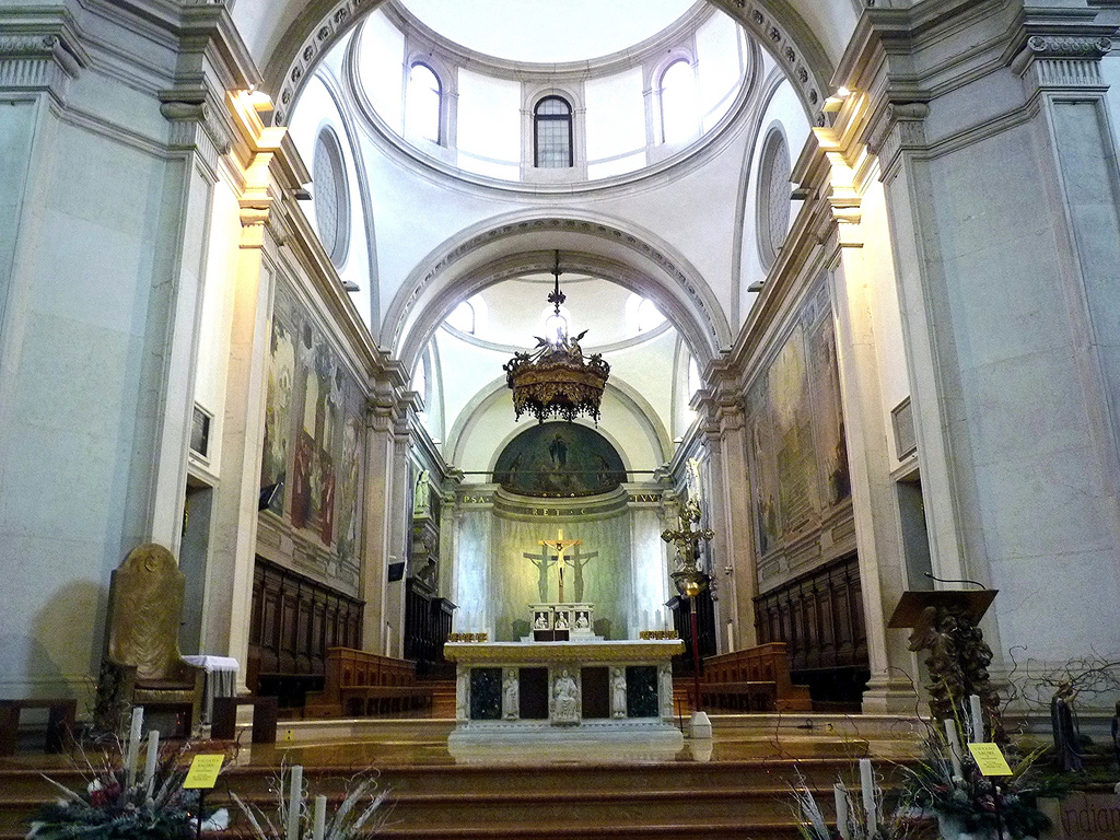 L'interno del Duomo di Treviso